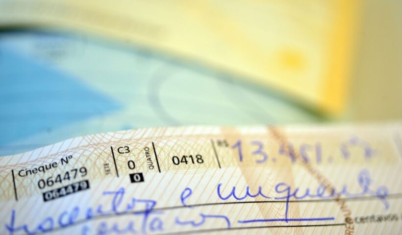 Para maior segurança, cheques terão mudanças a partir de 2 de outubro
