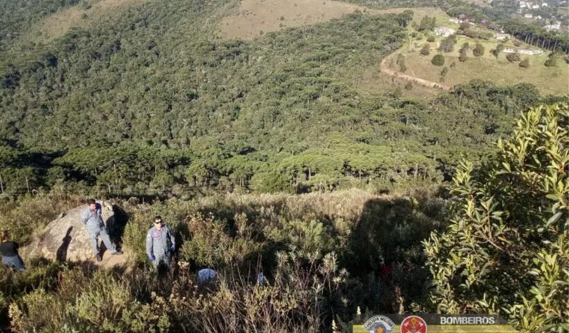 Homem capota quadriciclo no Pico do Imbiri em Campos do Jordão
