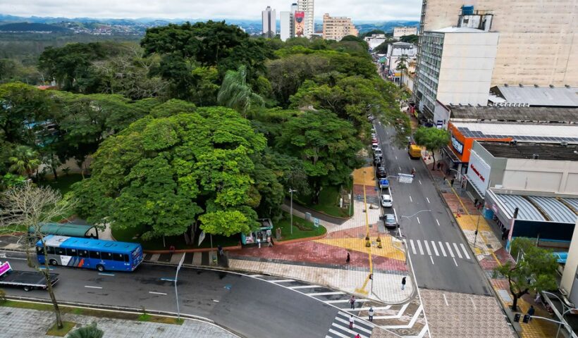 Praças históricas do centro de SJC serão revitalizadas