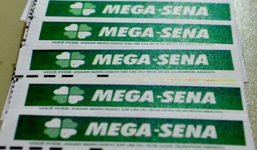 Ninguém acerta a Mega-Sena e prêmio acumula em R$ 70 milhões