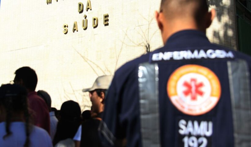 Ministério prevê pagamento do piso da enfermagem a partir de agosto