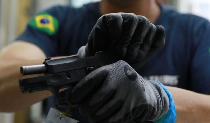 Senado aprova teste toxicológico para posse e porte de arma