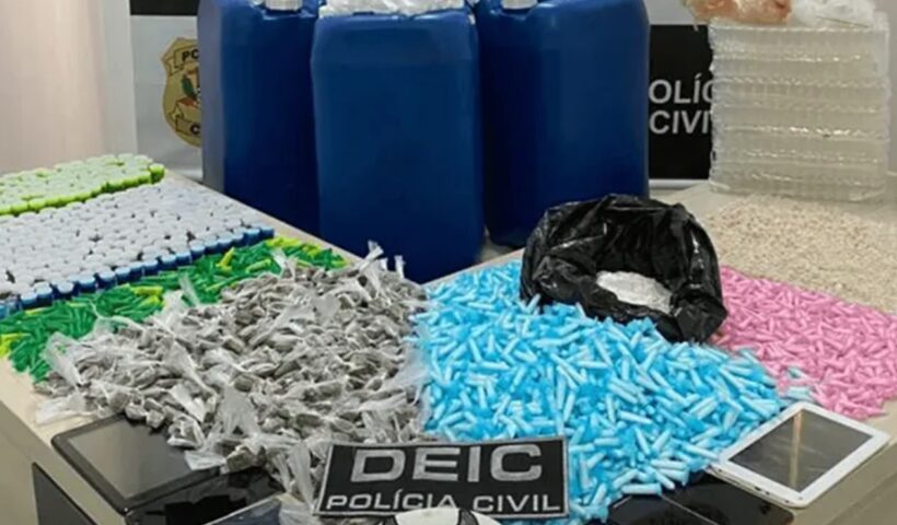 'Casa bomba' é descoberta em SJC; Polícia apreende quase 5 mil porções de droga
