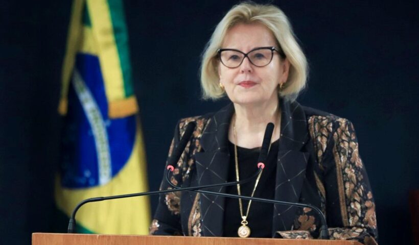 Ministra Rosa Weber marca julgamento de ação que descriminaliza aborto