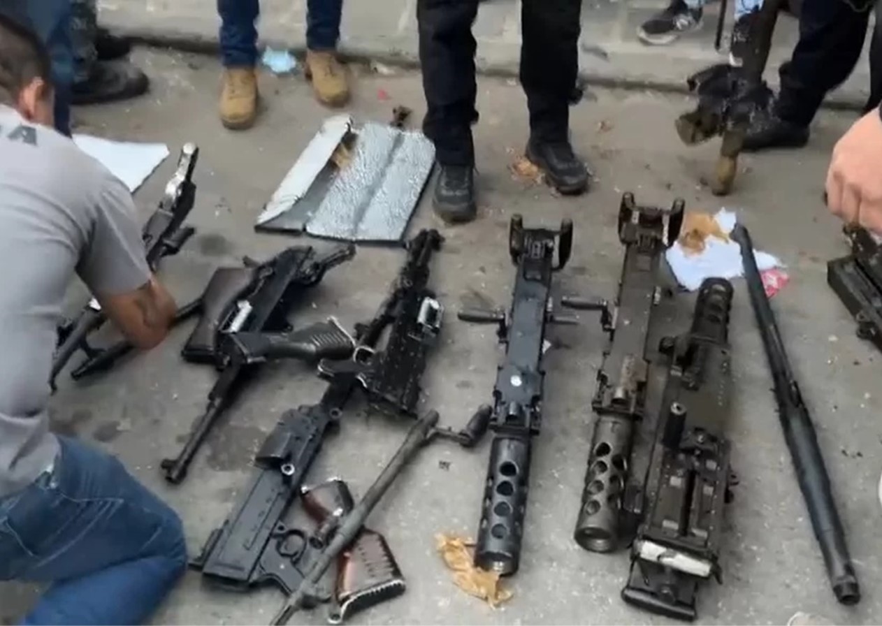 Polícia do Rio recupera 8 de 21 armas furtadas do Exército em Barueri