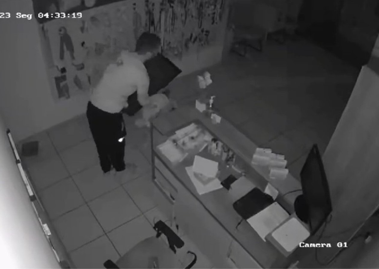 Criminoso invade duas vezes na mesma madrugada e furta eletrônicos de pet shop de SJC