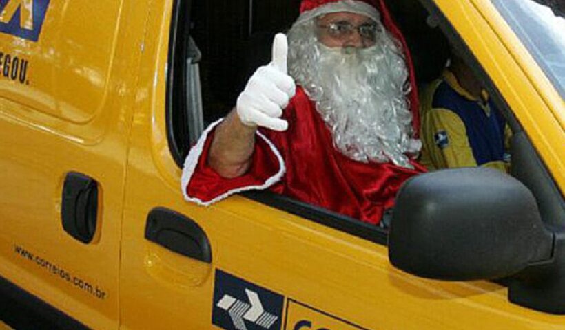 Correios iniciam campanha de adoção de cartinhas de Natal