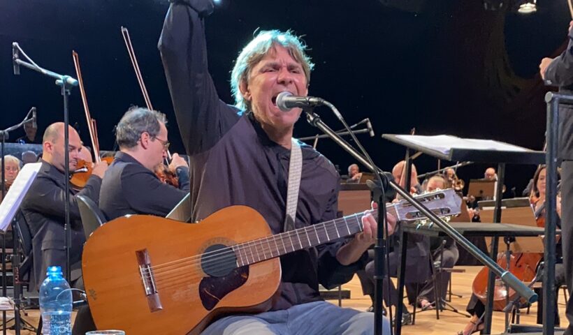 https://www.r3noticias.com.br/lo-borges-lanca-novo-album-com-ofmg-e-grupo-docontra/
