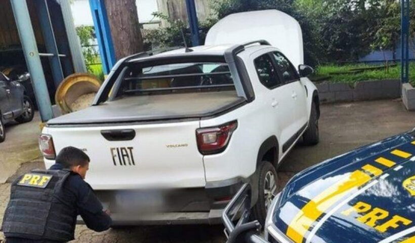 Homem é preso com veículo furtado no trecho de São José da Dutra