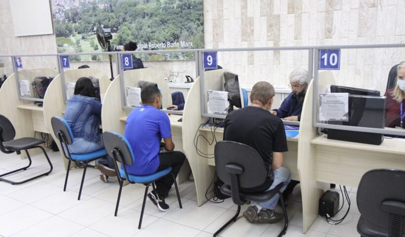 PAT disponibiliza 714 vagas para segunda-feira