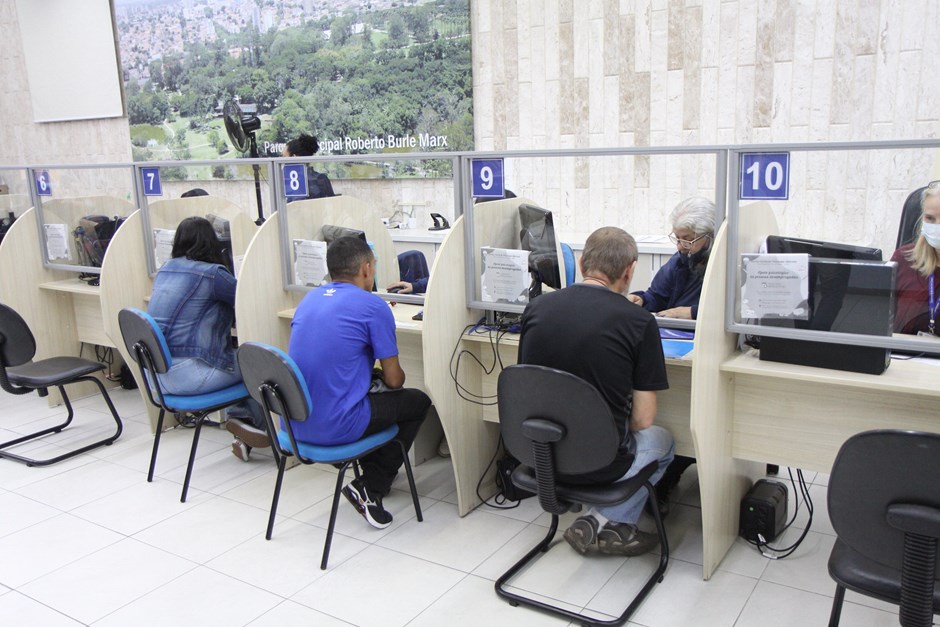 PAT disponibiliza 714 vagas para segunda-feira