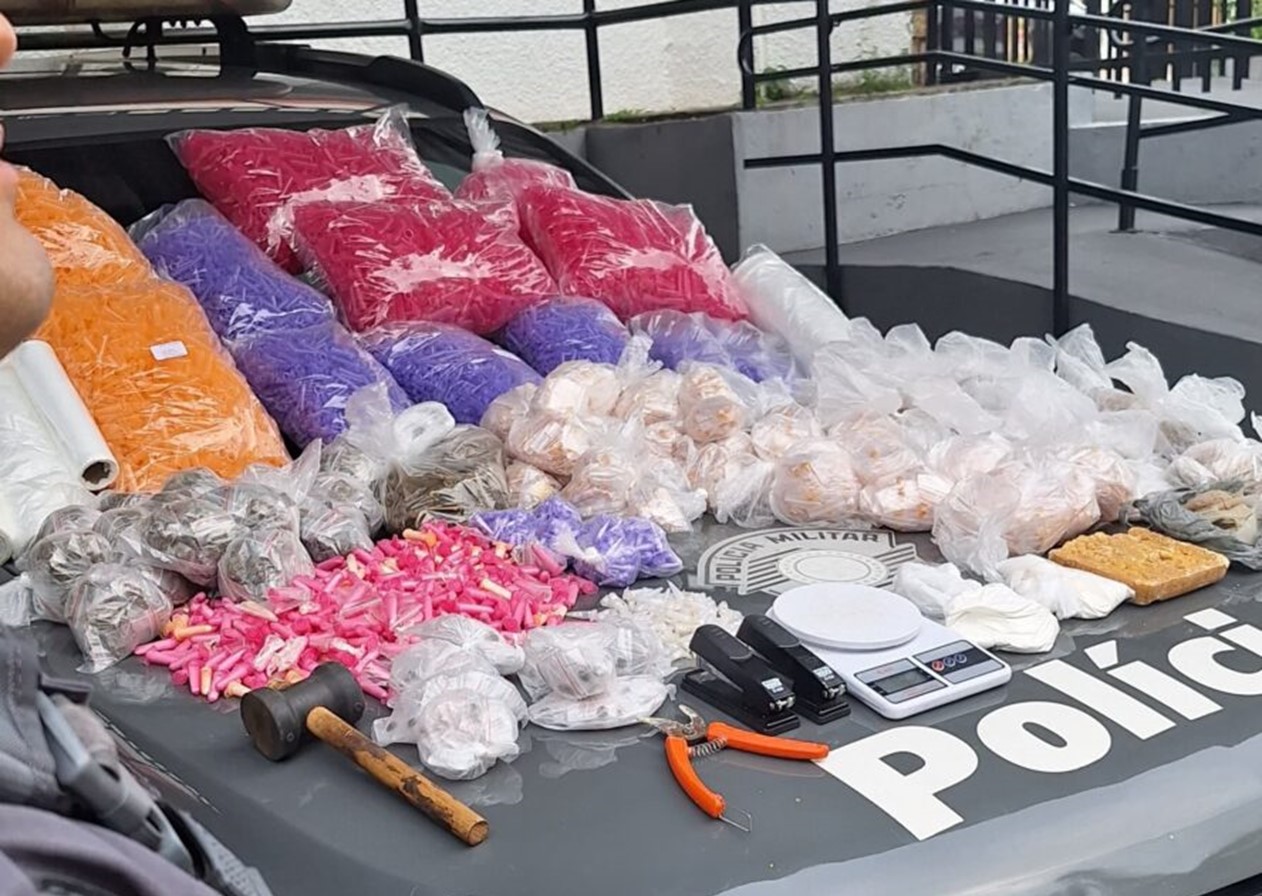 Homem é preso com grande quantidade de drogas em SJC
