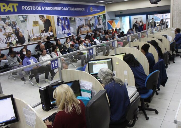 PAT disponibiliza 616 vagas de emprego para segunda-feira