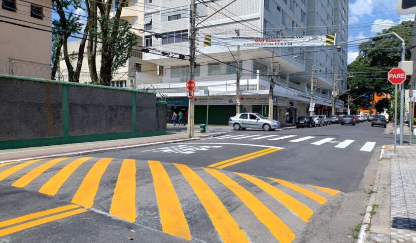 Rua do Centro de São José passa a ter 'mão inglesa'