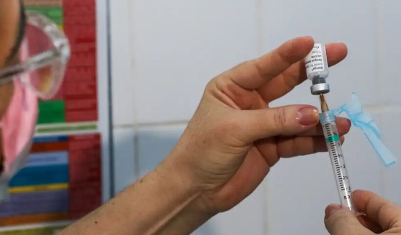 São Paulo vai iniciar a vacinação contra a dengue em escolas
