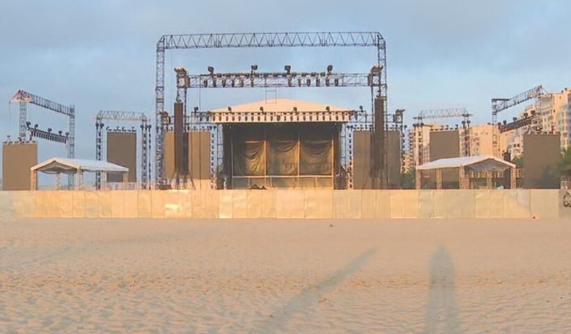 Madonna chega ao Rio para show de sábado na praia