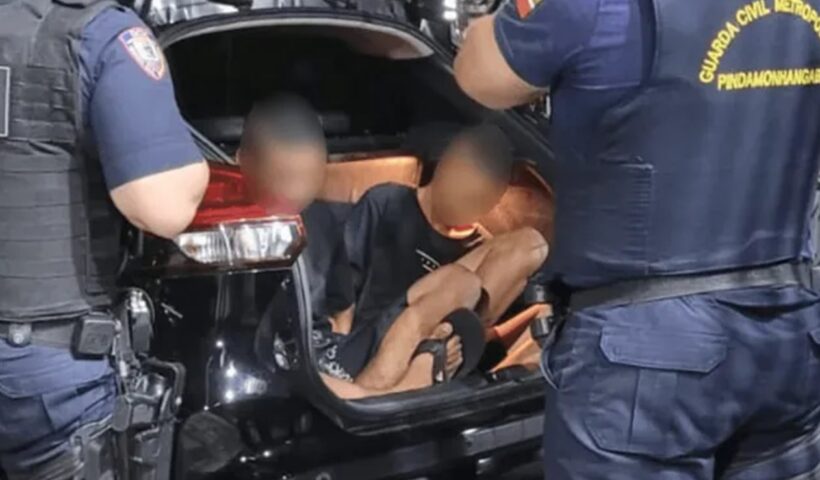 Adolescentes são detidos com carro roubado, em Pindamonhangaba