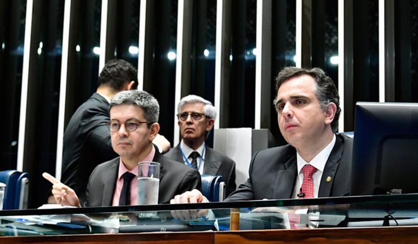 Senado aprova isenção de IR para quem ganha até dois salários mínimos