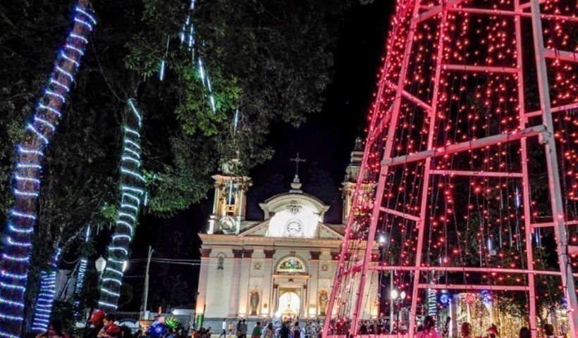 Tremembé comemora 128 anos com inauguração de luzes natalinas