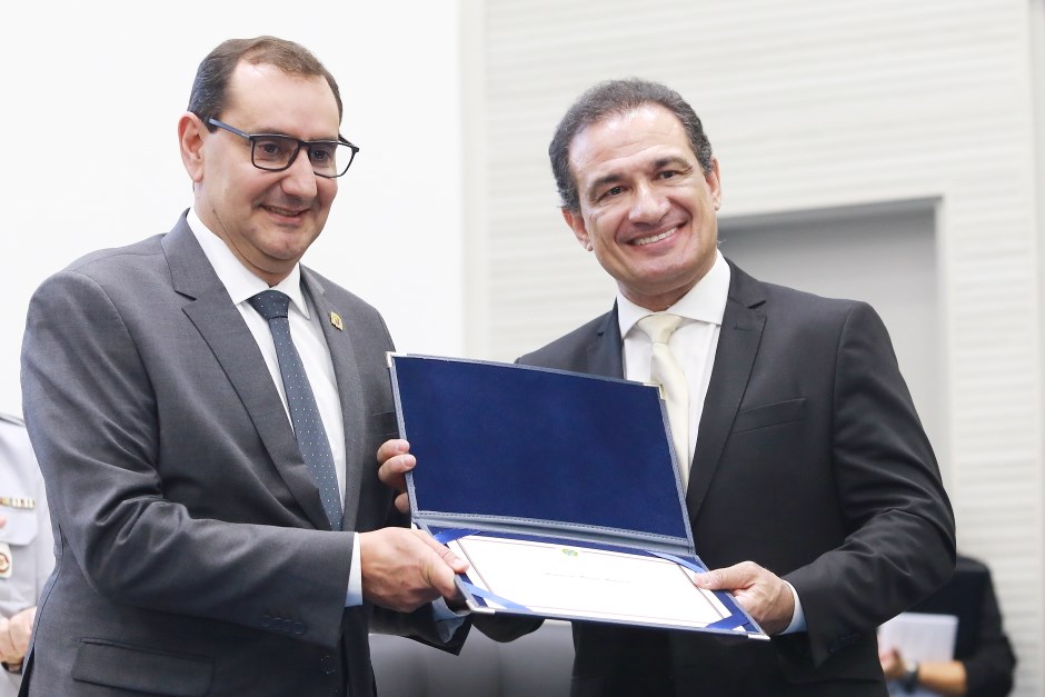 SJC: Prefeito, vice-prefeito e vereadores são diplomados pelo TRE