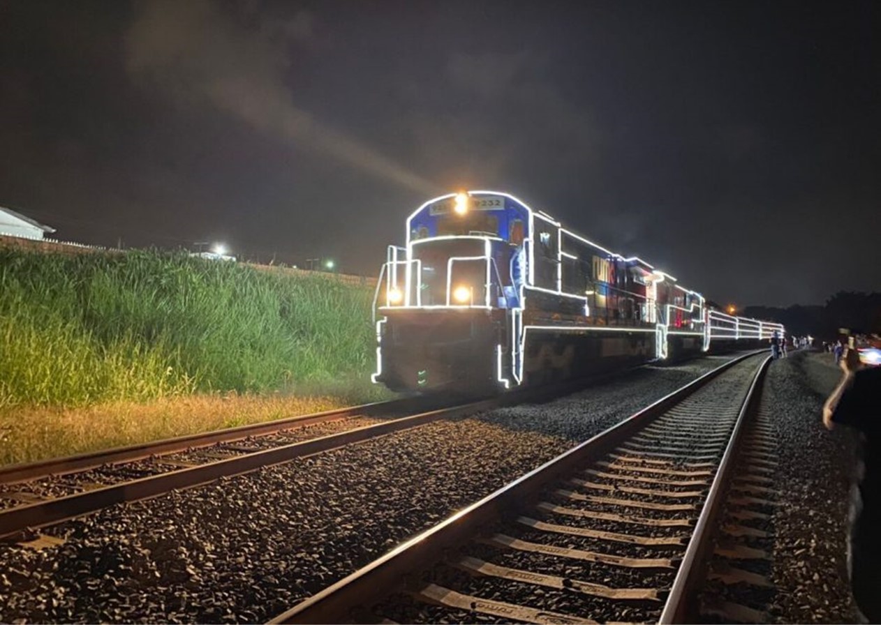 Natal de Guaratinguetá terá cantata e trem iluminado na estação ferroviária