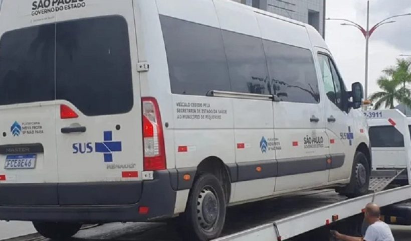 Governo de SP cortará contrato com prefeitura após Van do SUS ser usada para levar passageiros à praia em Caraguá