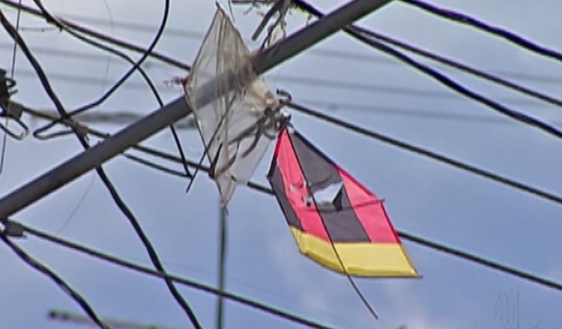 40 mil clientes da RMVale ficaram sem luz em 2024 por conta de pipas na fiação