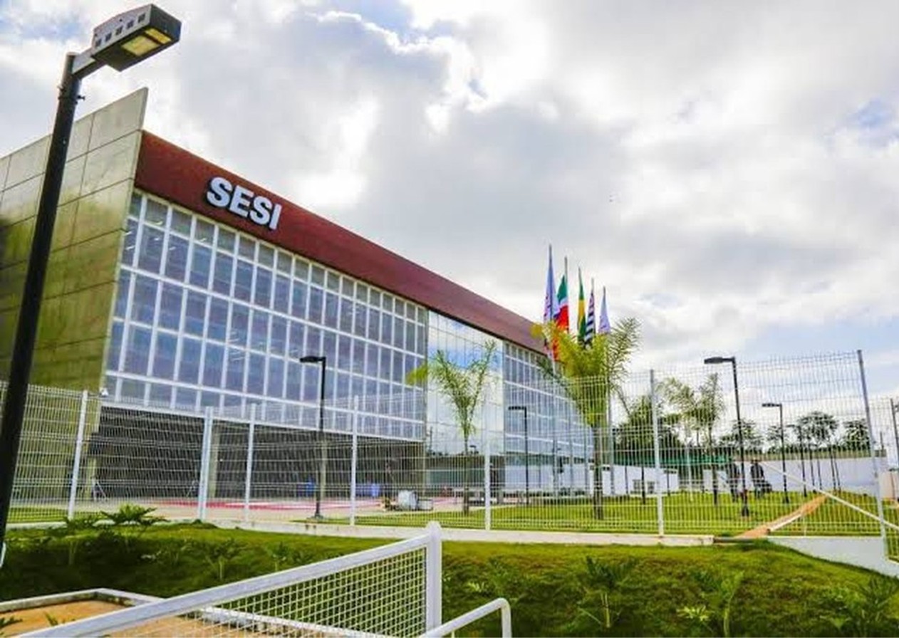 Sesi de SJC e Jacareí abrem inscrições para Educação de Jovens e Adultos