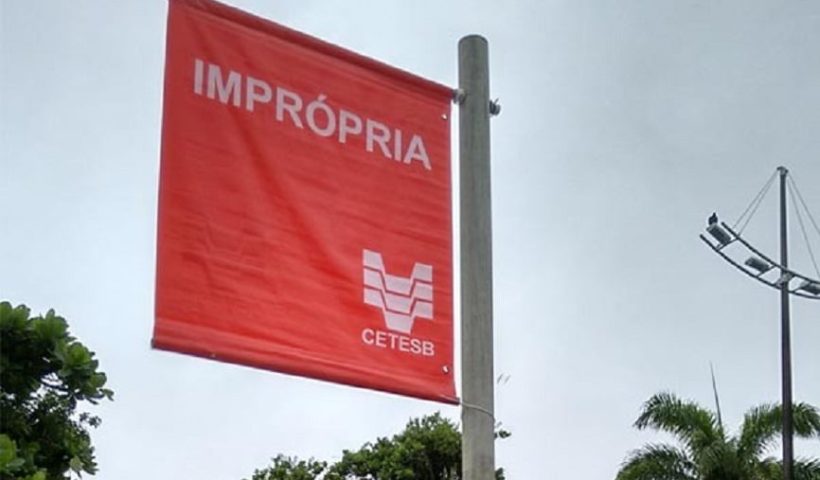 Litoral Norte está com 14 praias impróprias para banho, diz Cetesb