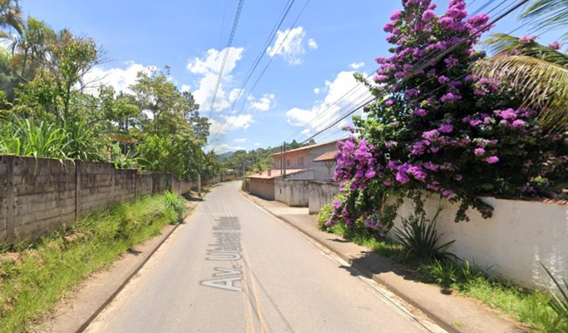 Adolescente sem habilitação atropela criança de 11 anos em São José
