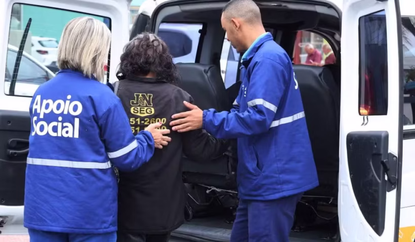 'Operação Inverno' promove ações voltadas à população em situação de rua em Jacareí