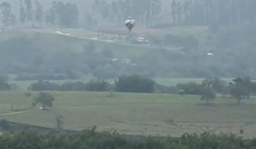 Balão de grande porte cai no Urbanova e assusta moradores