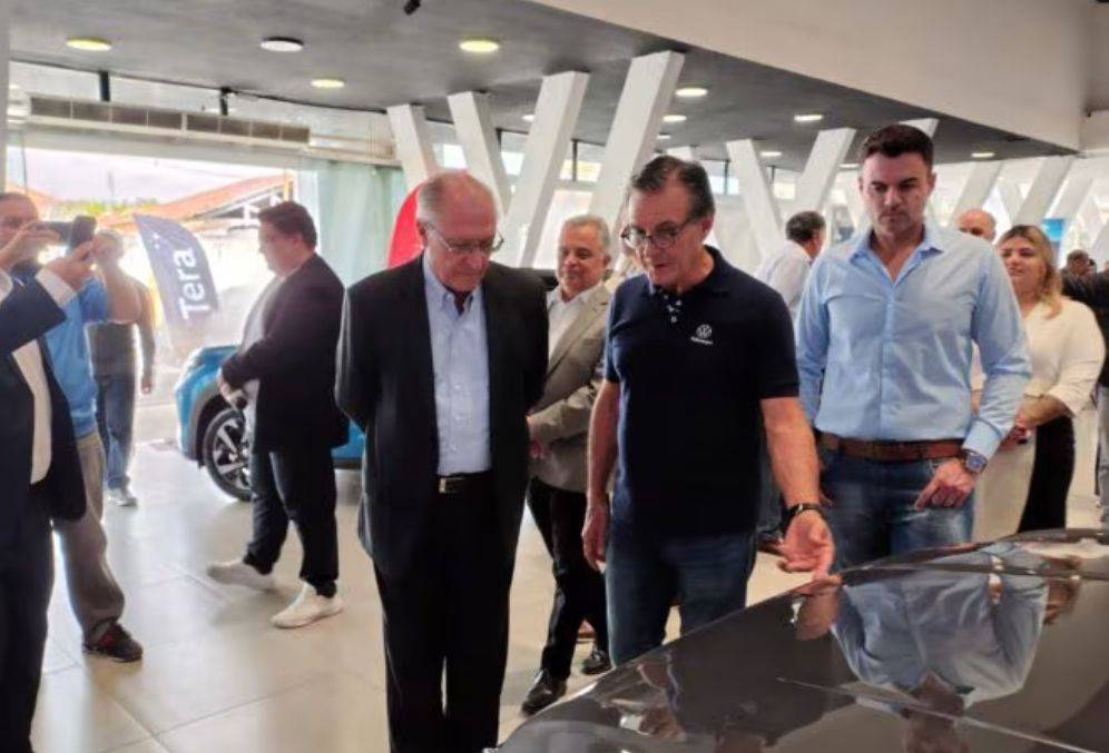 Em Guaratinguetá, Alckmin destaca crescimento do setor automotivo