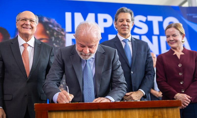 Lula sanciona isenção de IR até R$ 5 mil
