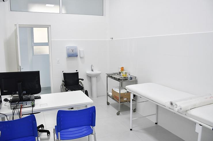 Unitau inaugura Ambulatório Escola de Especialidades no HMUT