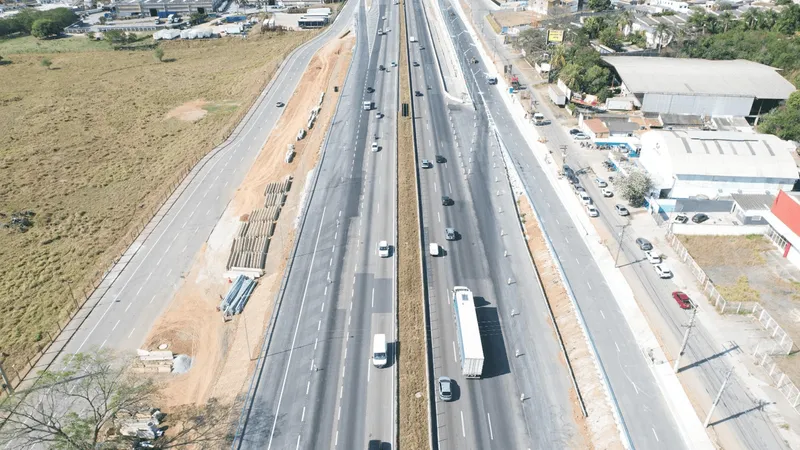 Dutra: Novas pistas marginais entre Jacareí e São José são liberadas