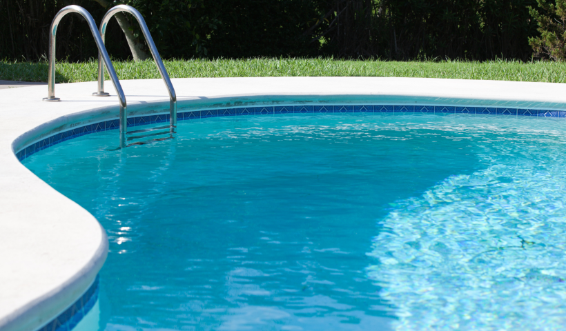 Bebê morre após afogamento em piscina durante festa em Jacareí