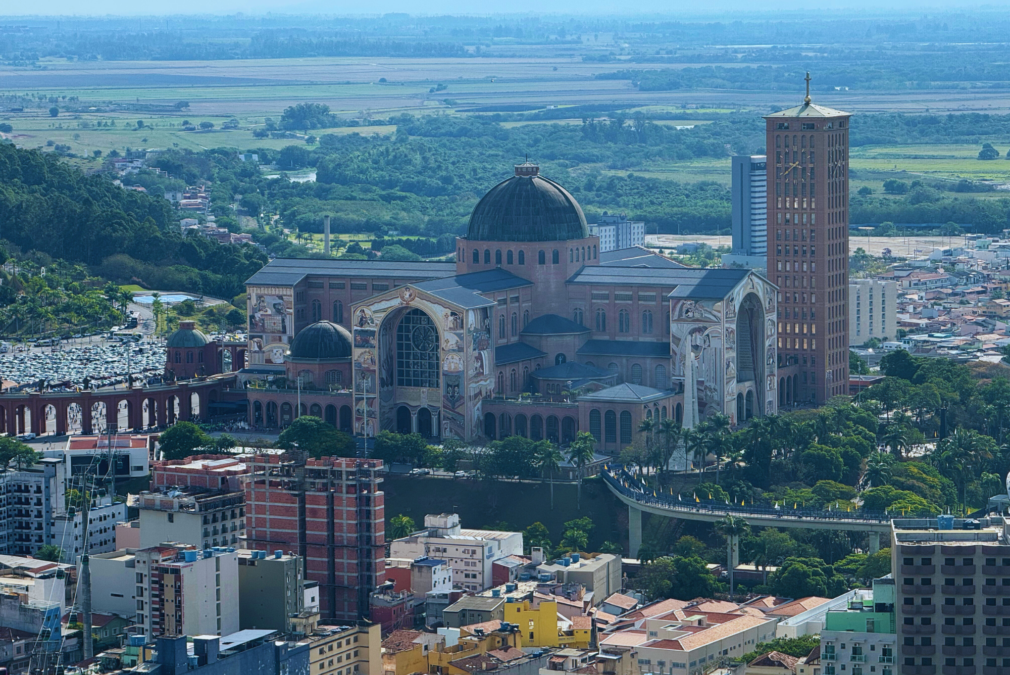 Santuário Nacional de Aparecida bate recorde com 10,5 milhões de fiéis em 2025