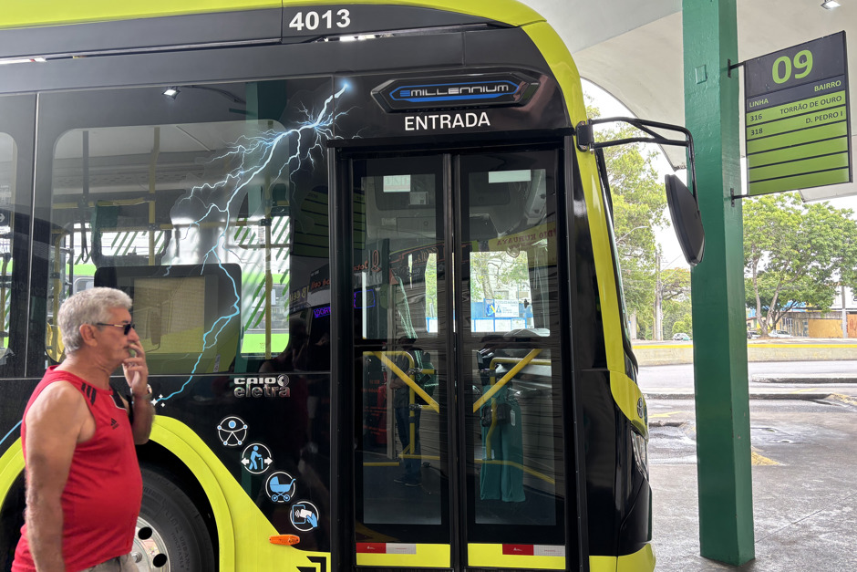 SJC reforça linhas do Corujão para o desfile de Carnaval