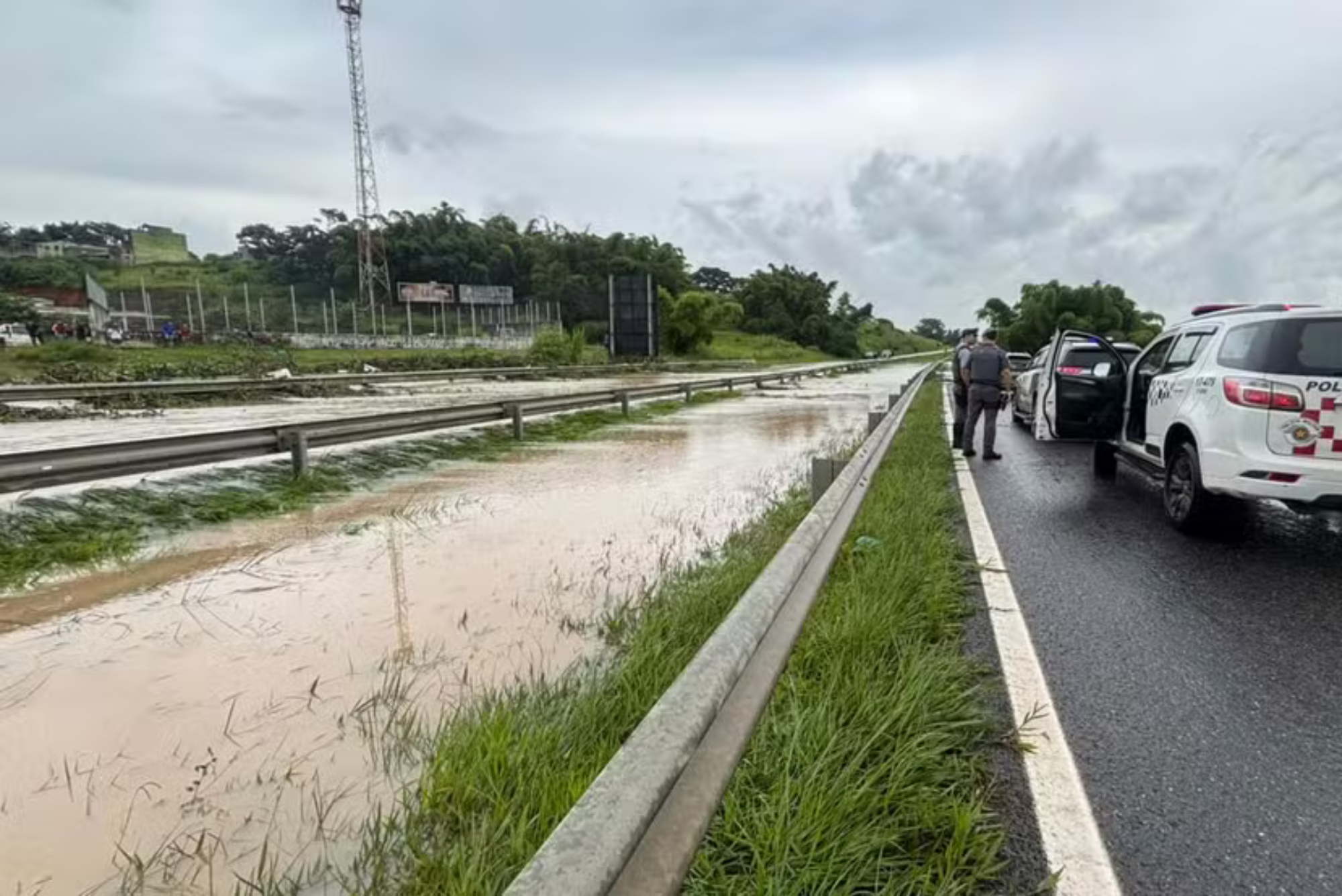 Trecho da Rodovia Floriano Rodrigues Pinheiro segue interditado nesta quarta (11)