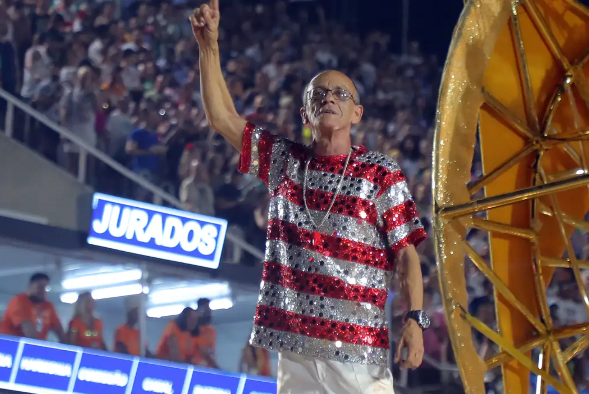 Viradouro conquista o título do Carnaval do Rio de Janeiro com homenagem a Mestre Ciça