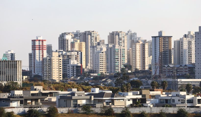 SJC lança 'Central IPTU' para facilitar pagamento do imposto em 2026