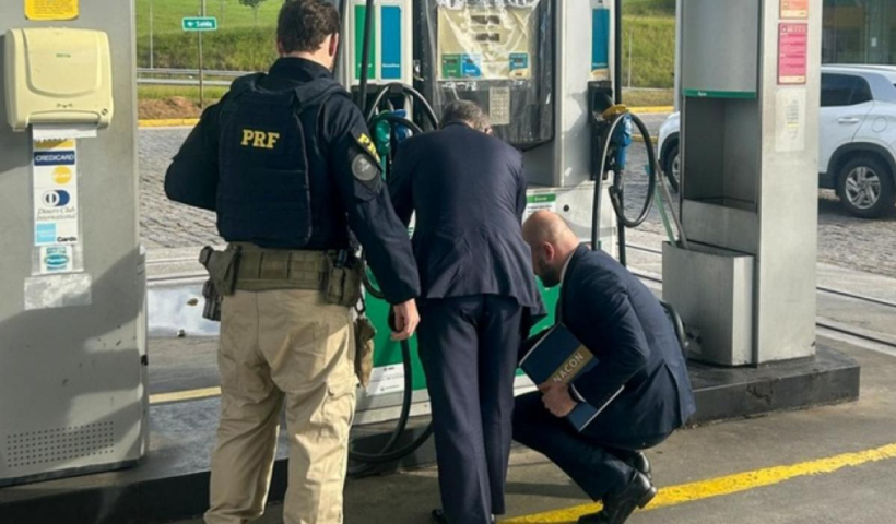 Postos de combustíveis são autuados por preços abusivos durante operação no Vale do Paraíba