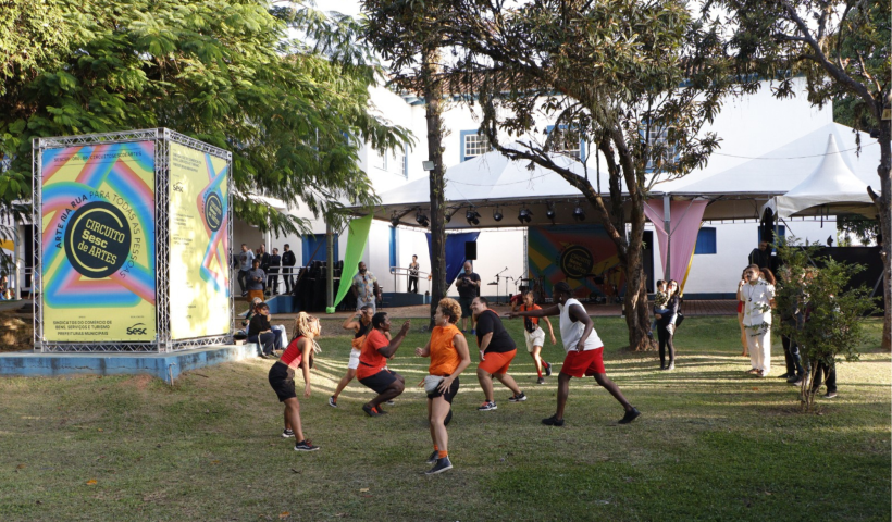 Circuito Sesc de Artes 2026 terá mil atividades e passará por 13 cidades da região
