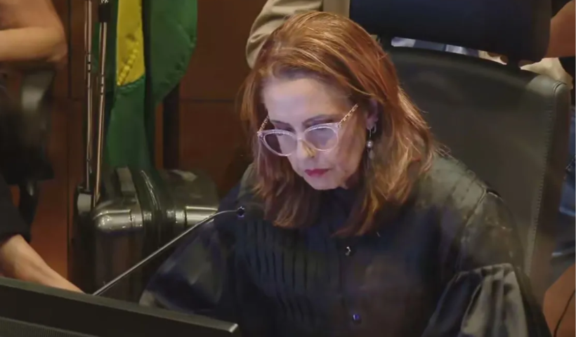 Julgamento Henry Borel: Justiça adia sessão e solta Monique Medeiros após abandono de defesa