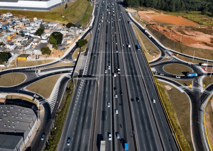 Feriado do Dia do Trabalho: 4,5 milhões de veículos devem movimentar rodovias do Vale e Litoral