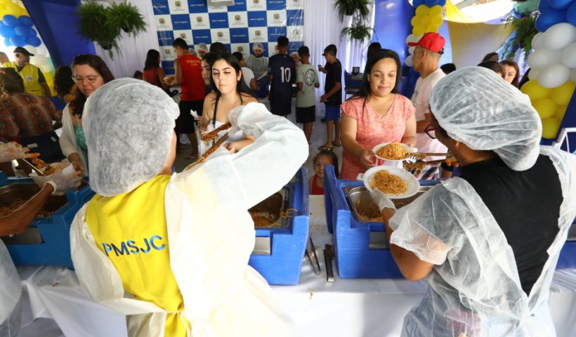 46ª Festa do Trabalhador em São José terá macarronada gratuita e robótica; veja a programação