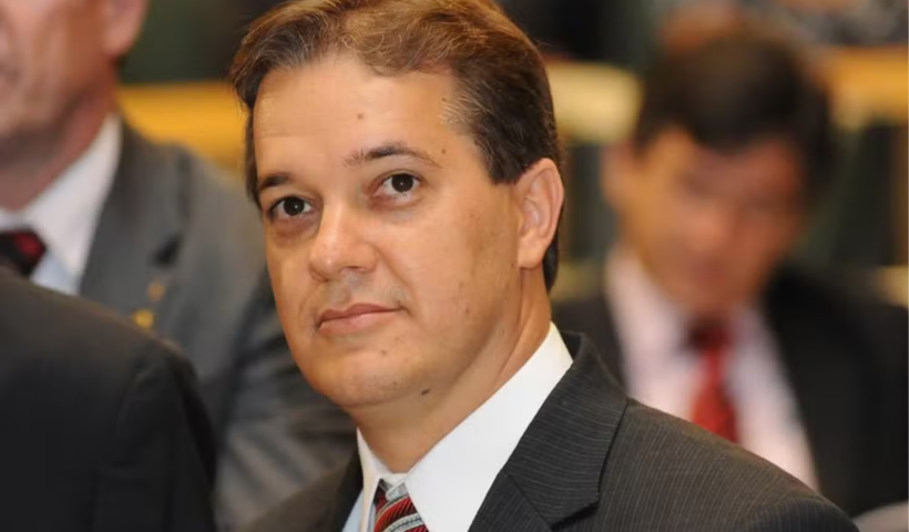 Justiça de SP condena ex-prefeito Carlinhos Almeida e mais 14 no Caso 'Bolsa Esposa'