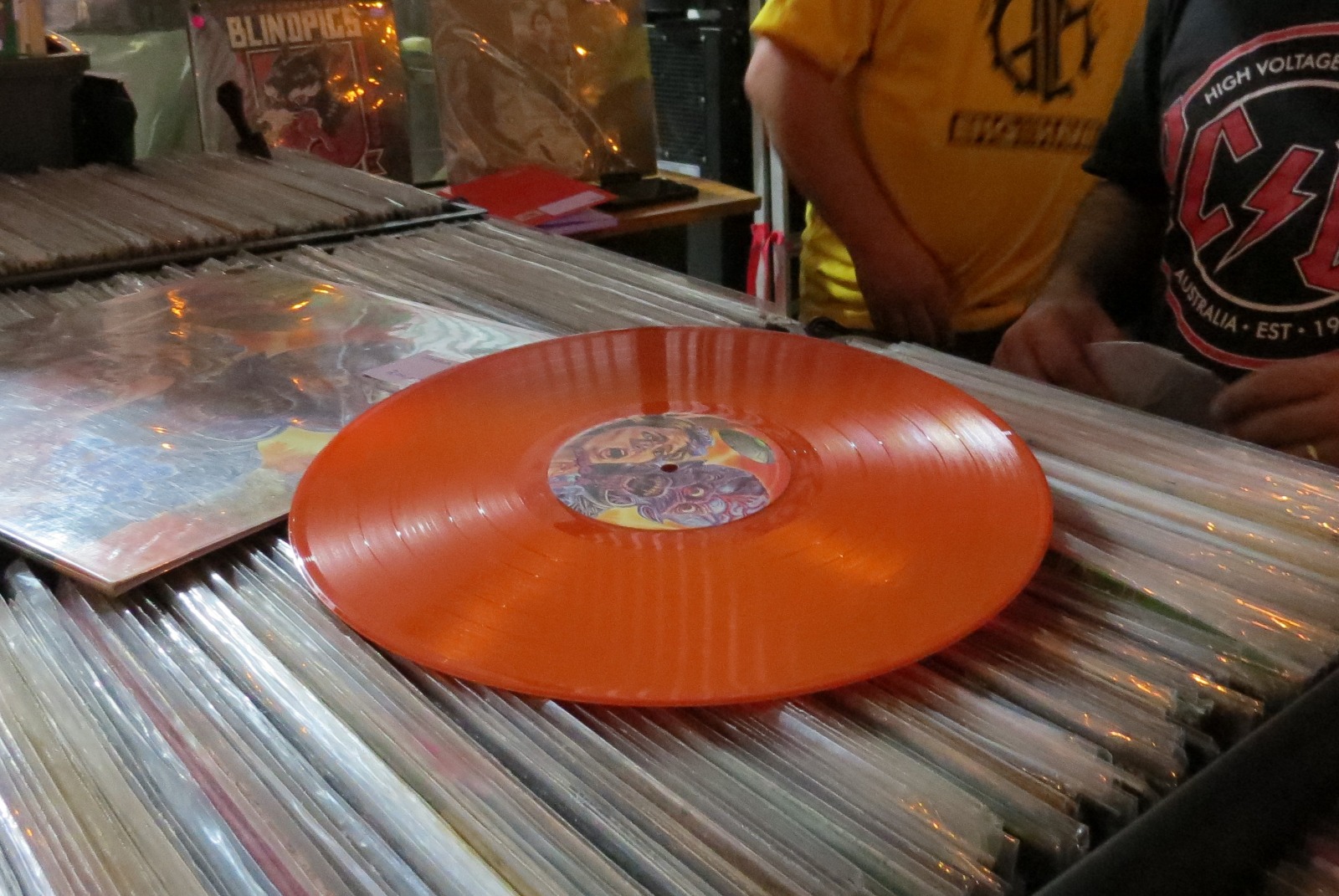 Feira de Vinil no Shopping Jardim Oriente Reúne 15 Mil Discos