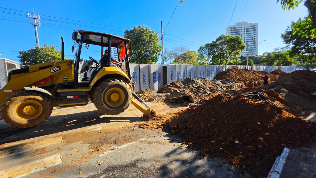 Prefeitura de Taubaté avança com obras contra enchentes na Avenida do Povo